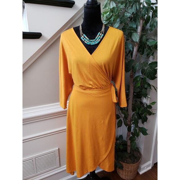 a.n.d Knee Length Dress Womens Small Yellow Long Sleeve V Neck Belted Open Front - Picture 1 of 13
